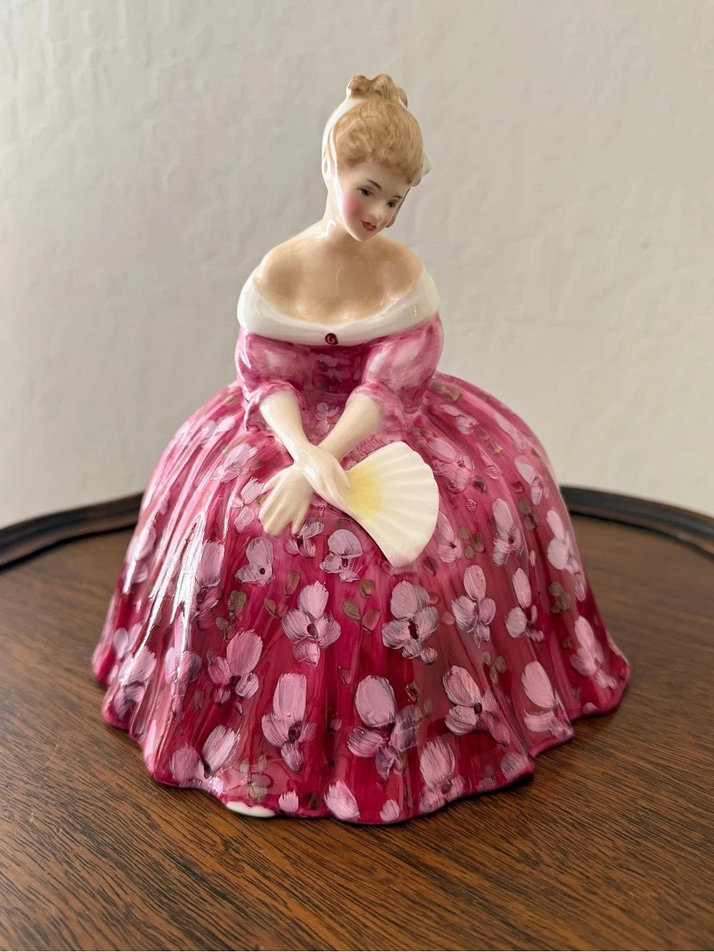 Royal Doulton Victoria HN 2471 Floral Figurine in Pink & White